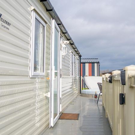 64 Lancaster The Lazy Willow 3 Bedroom Hot Tub Caravan Tattershall Lakes Luaran gambar