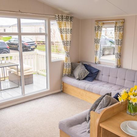 64 Lancaster The Lazy Willow 3 Bedroom Hot Tub Caravan Tattershall Lakes Luaran gambar