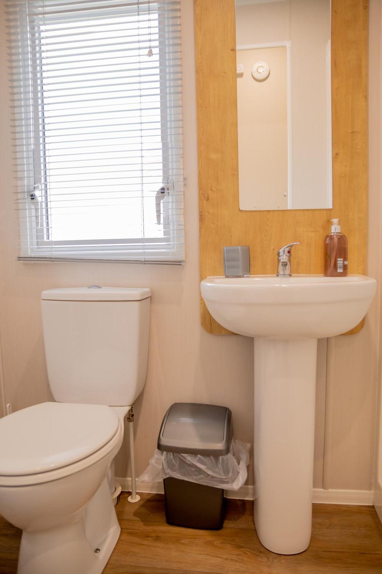 64 Lancaster The Lazy Willow 3 Bedroom Hot Tub Caravan Tattershall Lakes Luaran gambar