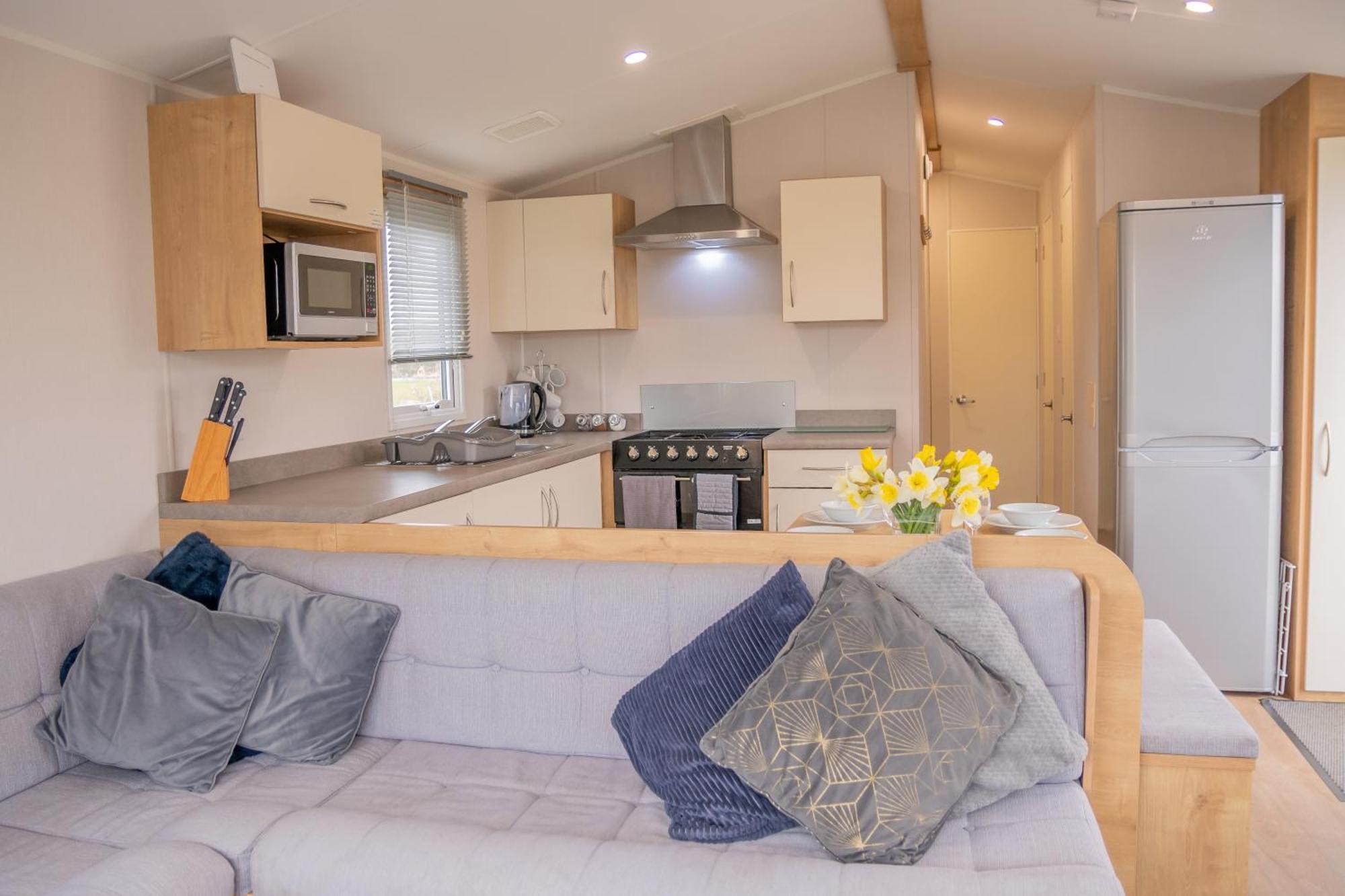 64 Lancaster The Lazy Willow 3 Bedroom Hot Tub Caravan Tattershall Lakes Luaran gambar