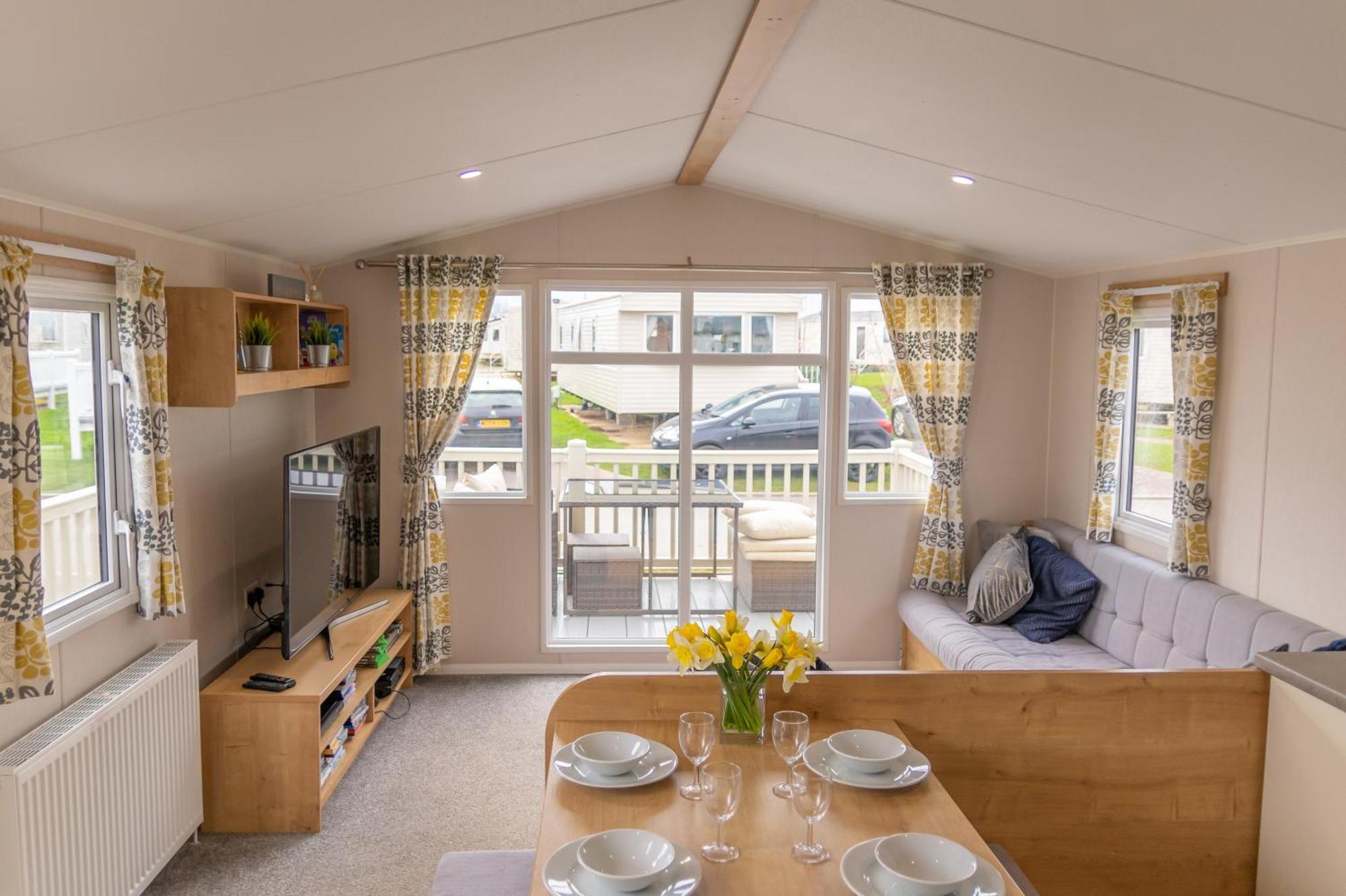 64 Lancaster The Lazy Willow 3 Bedroom Hot Tub Caravan Tattershall Lakes Luaran gambar