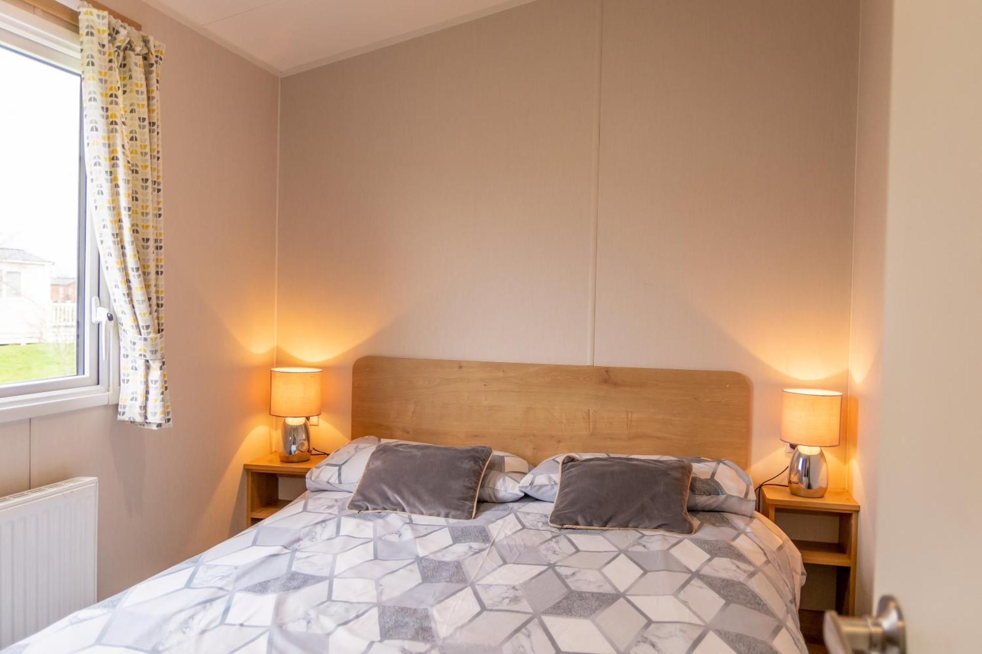 64 Lancaster The Lazy Willow 3 Bedroom Hot Tub Caravan Tattershall Lakes Luaran gambar